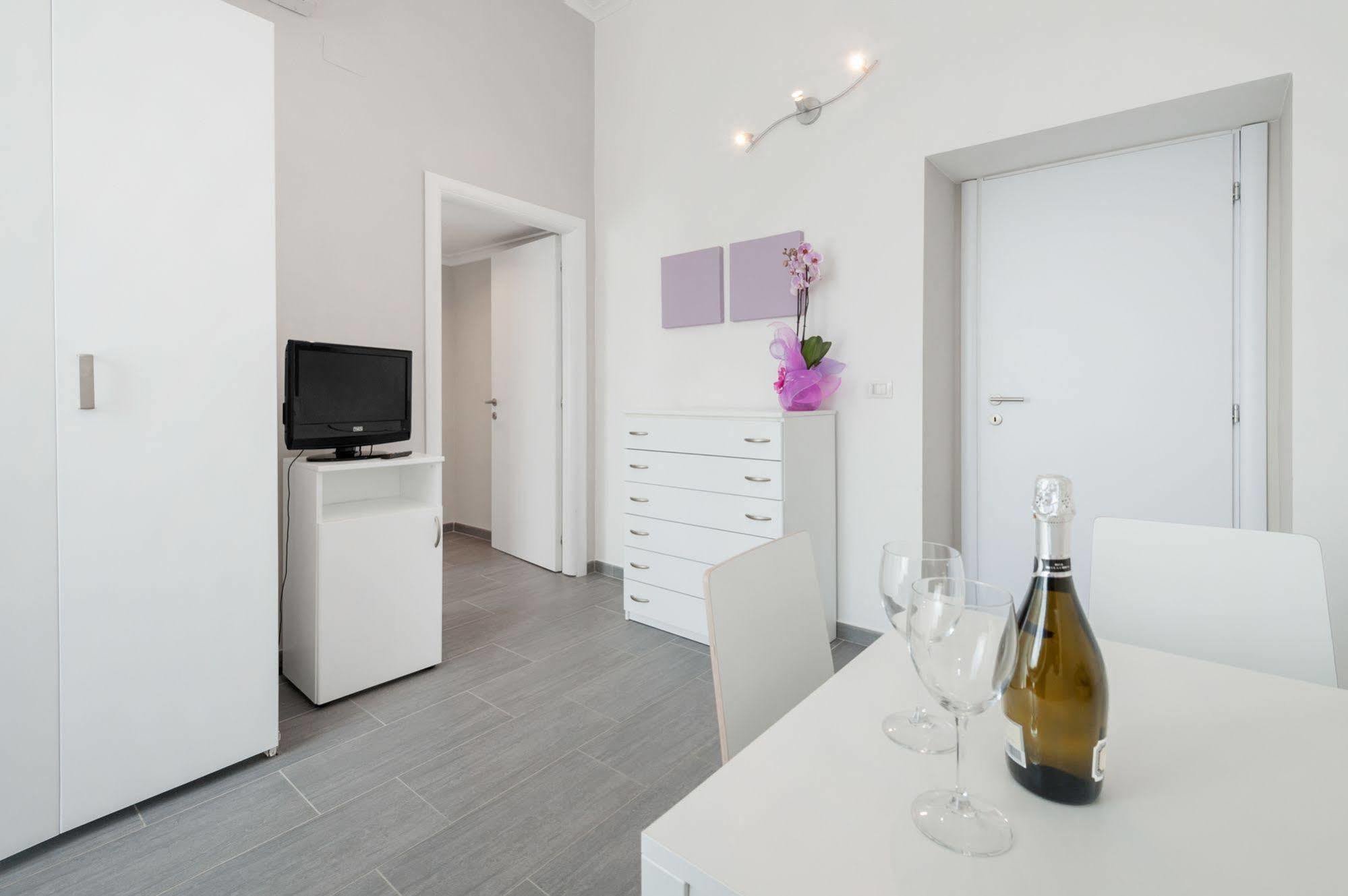 Апарт отель Residenza Maxima Рим Экстерьер фото